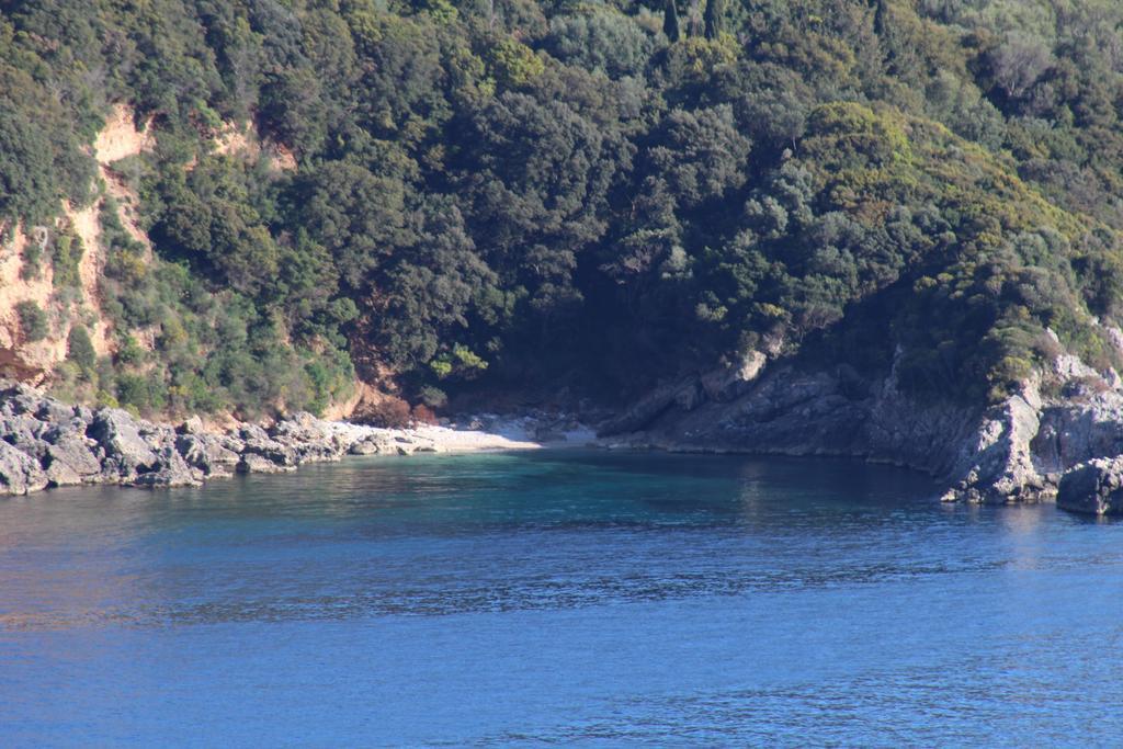 Noufaro Paleokastritsa Quarto foto